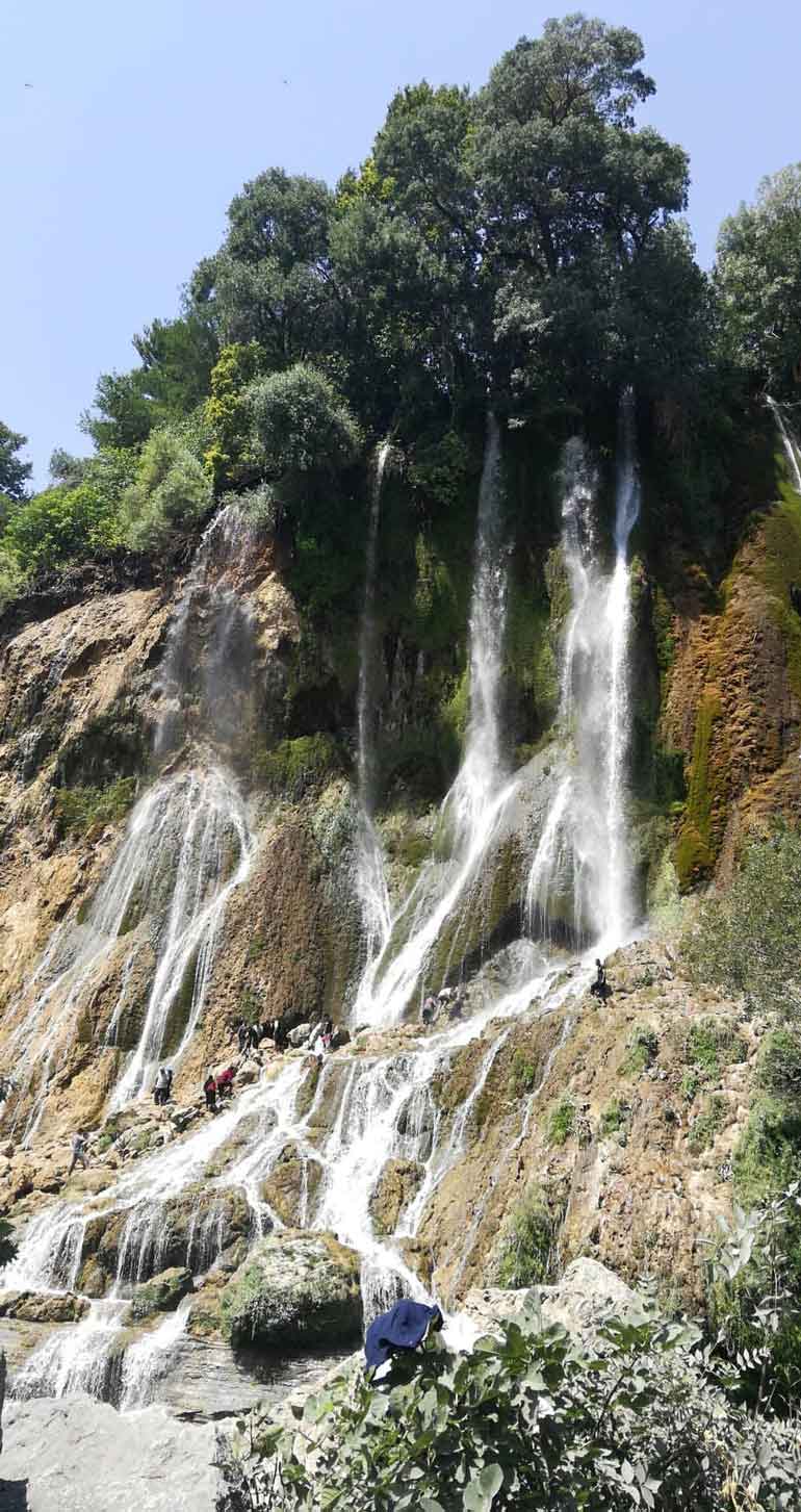 آبشار سفید آب لرستان