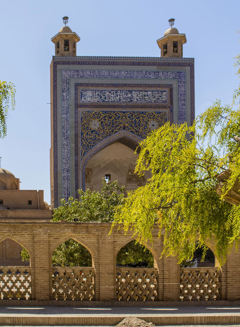 آرامگاه شیخ احمد جامی