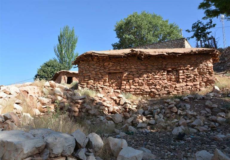 روستای سنگ تراشان