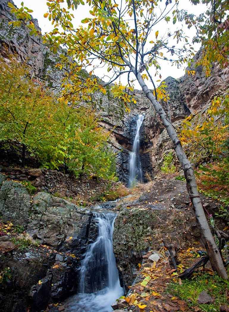 آبشار روستای سنگان