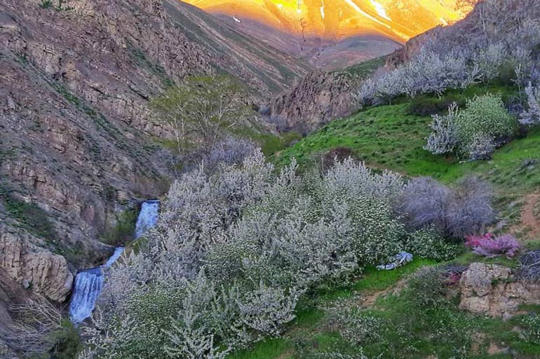 طبیعت روستای سنگان