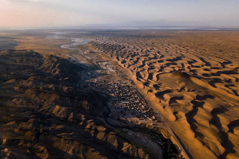 کویر زیبای سمنان