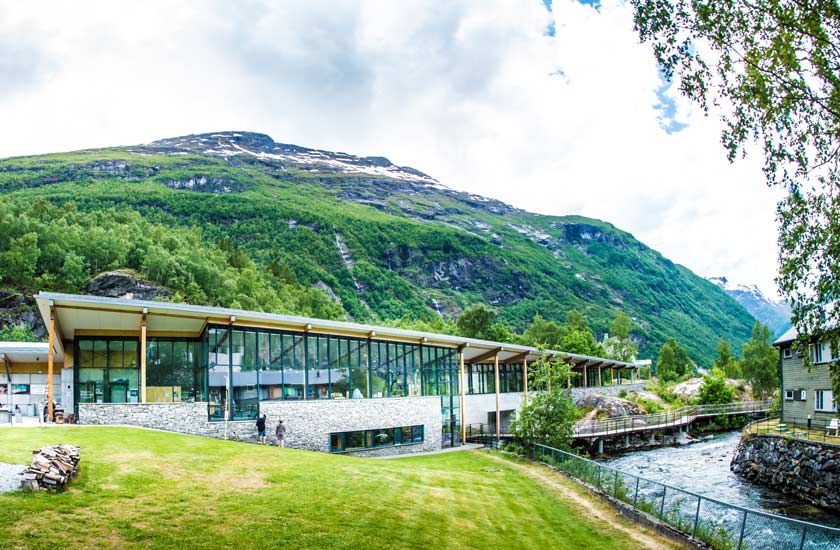 گرینجرفیورد (GEIRANGERFJORD)