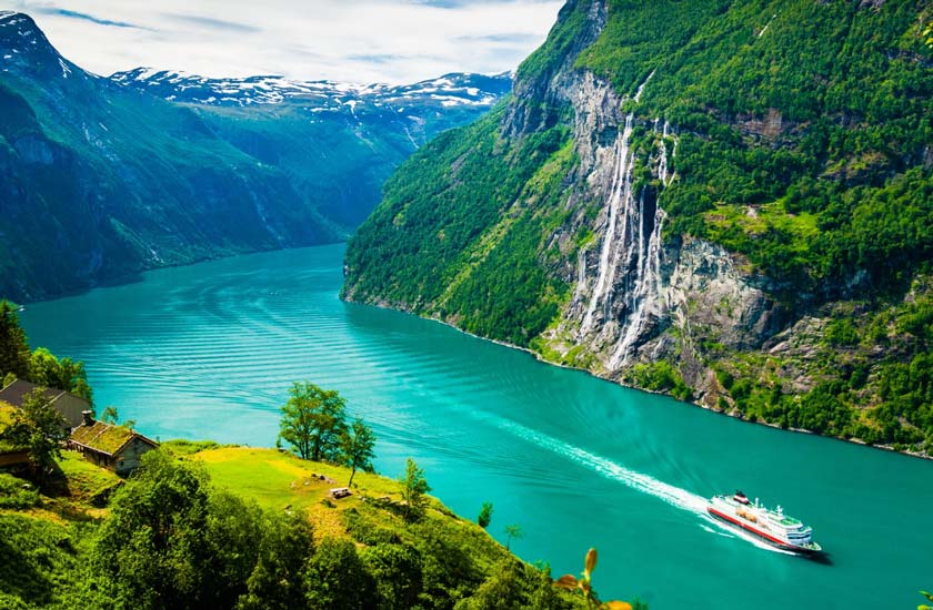 گرینجرفیورد (GEIRANGERFJORD)