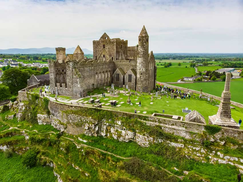 pic 15 Rock of Cashel