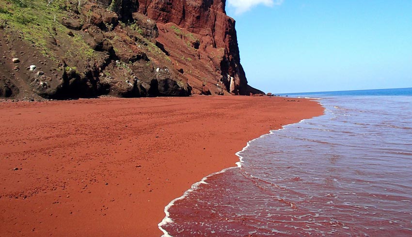 pic 7 red beach2