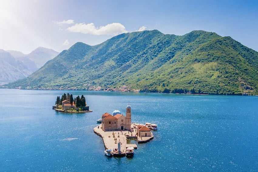 pic 7 St George and Our Lady of the Rocks Islands Bay of Kotor Montenegro