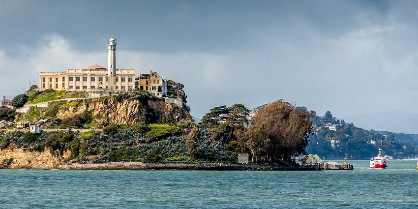 Alcatraz 21