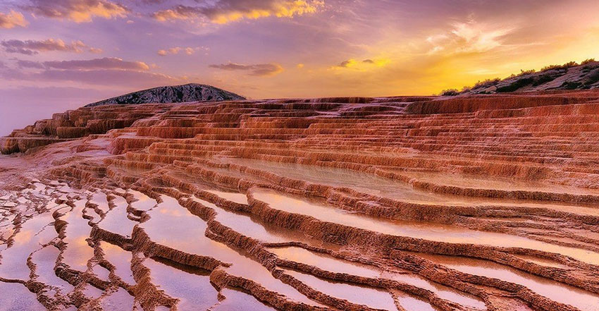 چشمه های پلکانی باداب سورت