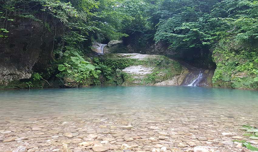 دره گت قارزَم در استان مازندران