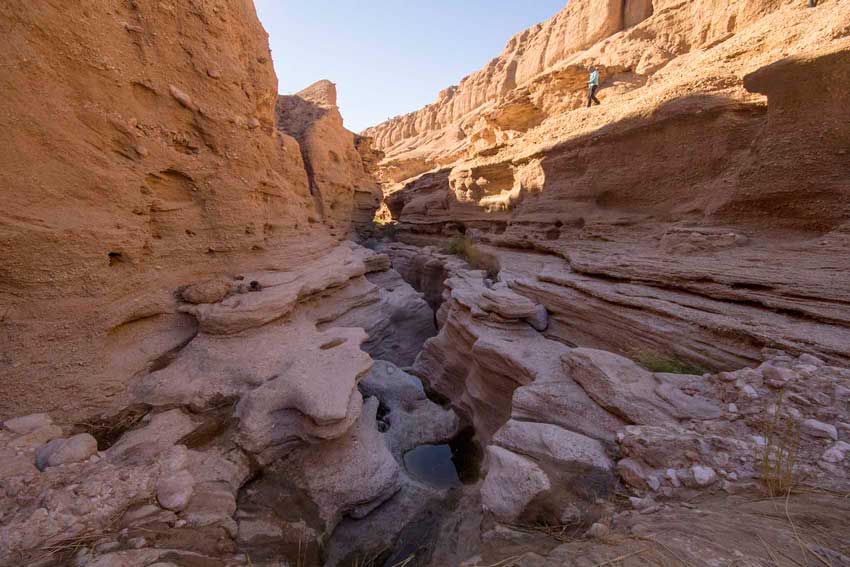 دره کال جنی از جاهای بکر ایران