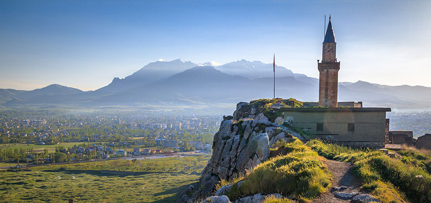 سفر زمینی به وان